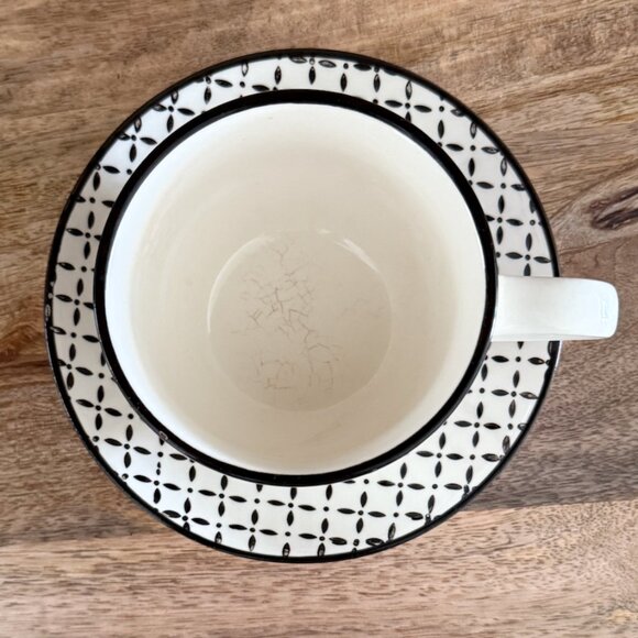 Black & White Pattern Tea Cup and Saucer Set - Picture 4 of 8
